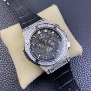 Alternative view of HUBLOT_86