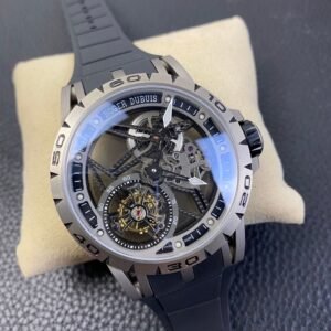 Alternative view of Roger Dubuis_22